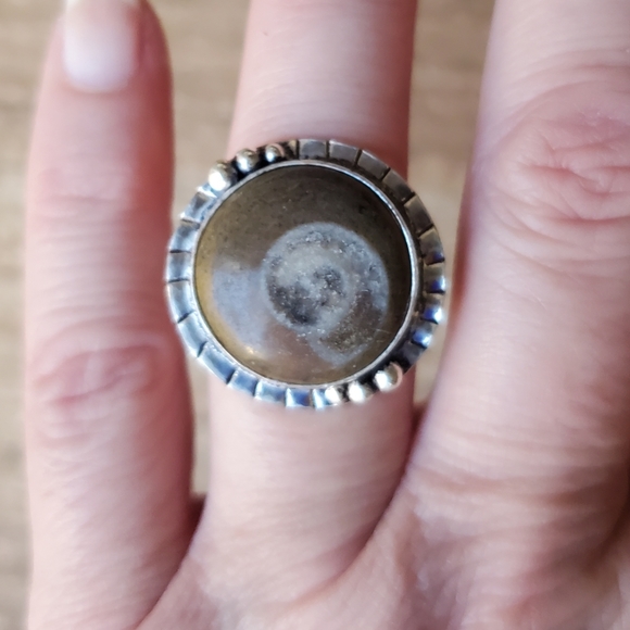 New Ammonite Fossil 925 Silver Ring. - Picture 4 of 12